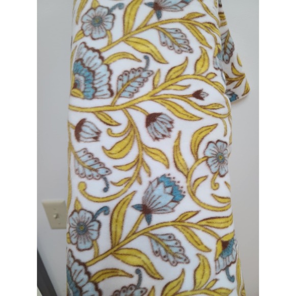 Other - 2.5 Yards Heritage‎ Floral Anti Pill Plush Fleece Fabric Floral Pattern